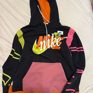 Vintage Nike Woman’s Multicolor Hoodie